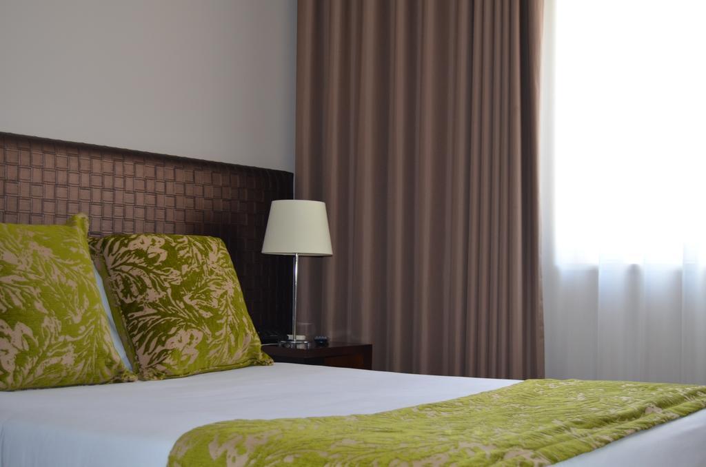 Hotel Торес Новас Екстериор снимка