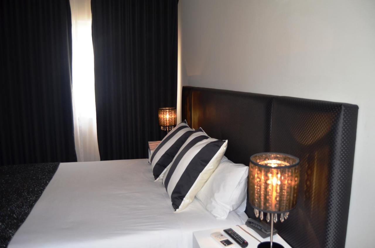 Hotel Торес Новас Екстериор снимка